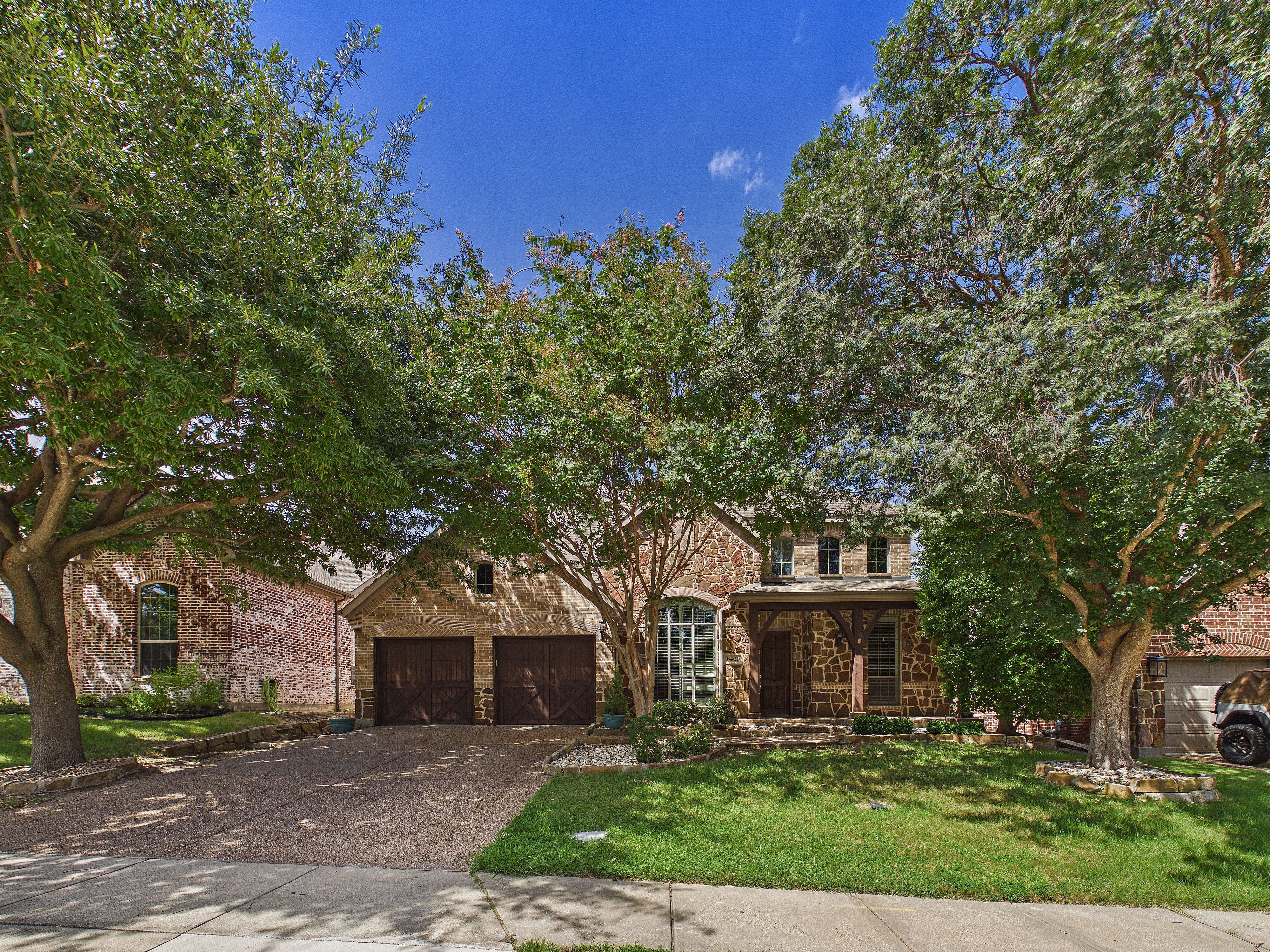 6400 Castle Rock Circle, McKinney, Texas 75071 by day